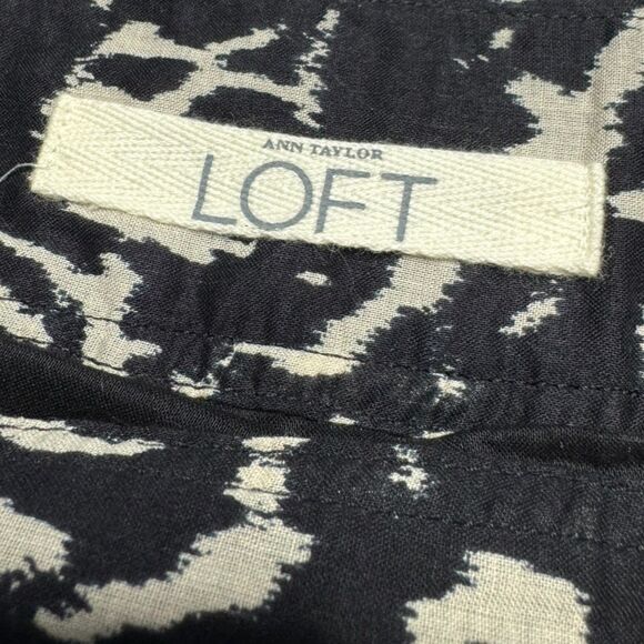 LOFT Ann Taylor 12 Abstract Animal Print Mini Skirt Black Cream Lined Pleated - Picture 2 of 6